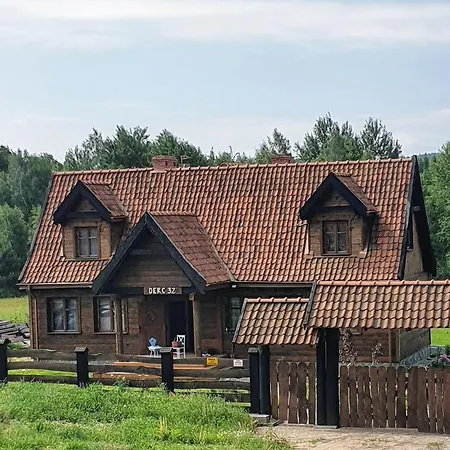Malowniczy Zakątek W Dercu *
